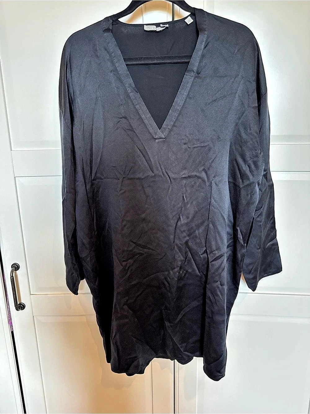 Vince Silk V-Neck Tunic Black Large Like New